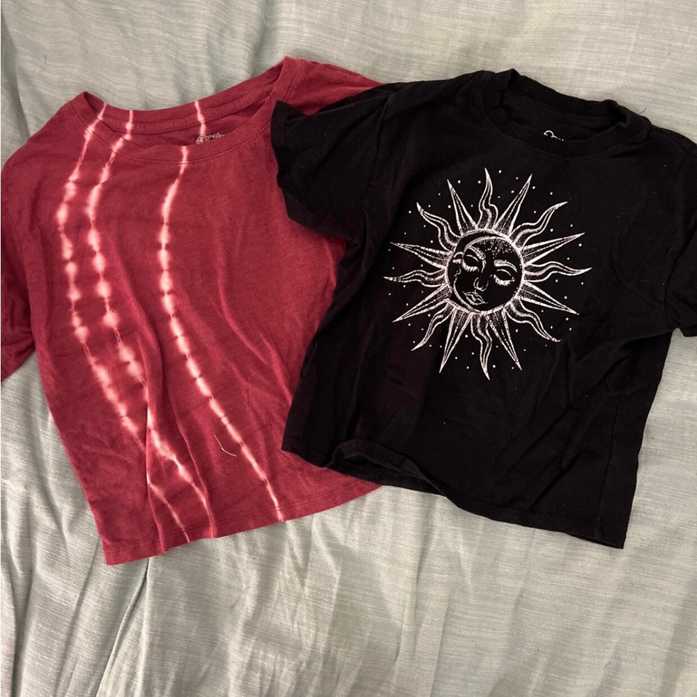 Art class cropped tees